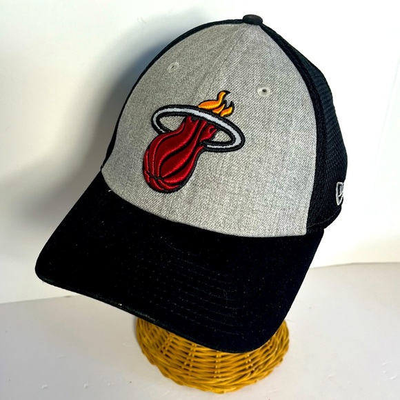 Miami Heat NBA Snapback New Era Hardwood Classics Black Gray 9fifty Med/Large - Picture 1 of 8